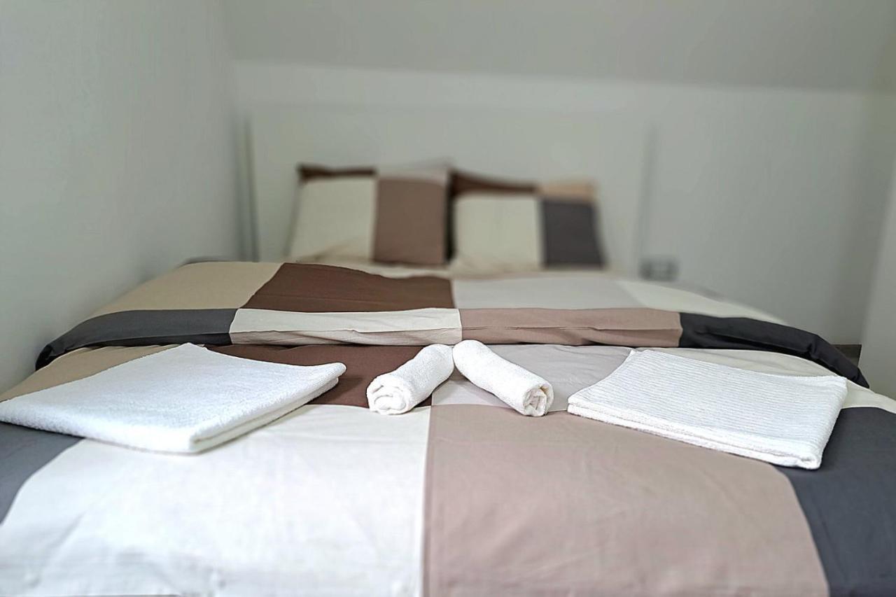 Mini Duplex Apartman Dusanovac Екстериор снимка