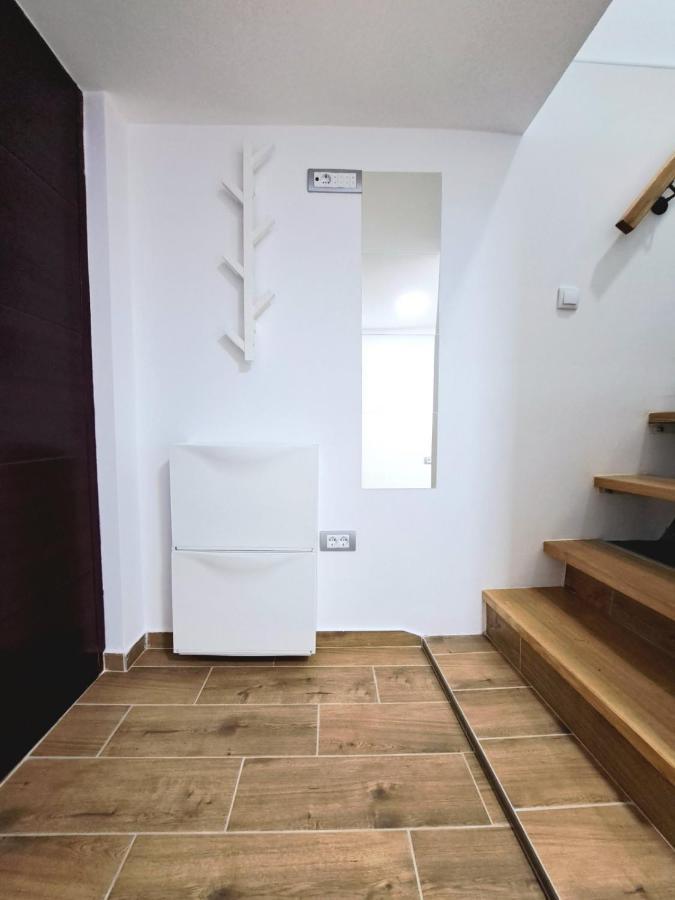 Mini Duplex Apartman Dusanovac Екстериор снимка